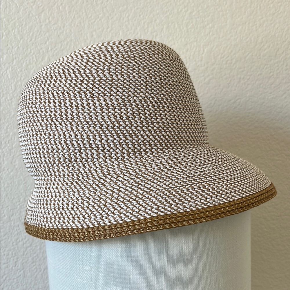Eric Javits Squishee Packable Cloche Hat EUC